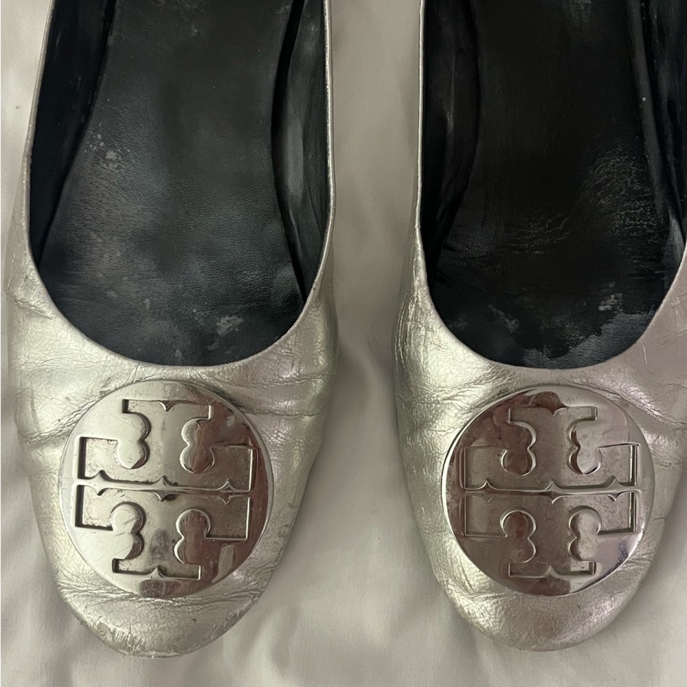 Tory Burch Flats | Silver - Picture 5 of 6